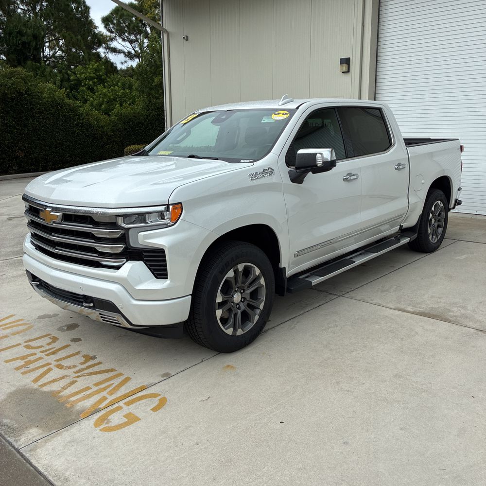 2023 Chevrolet Silverado 1500 High Country