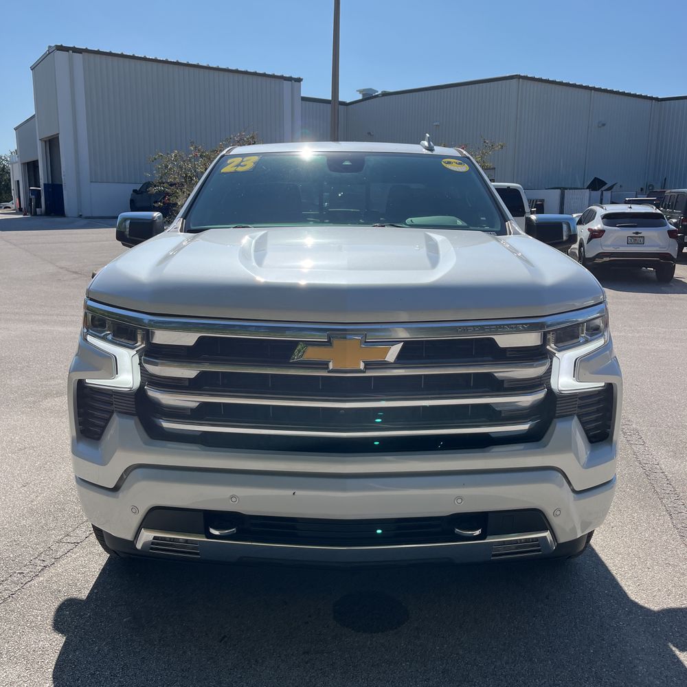 2023 Chevrolet Silverado 1500 High Country