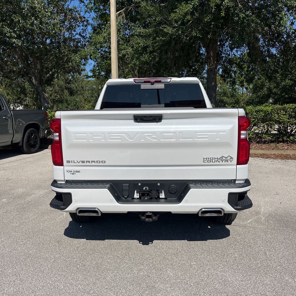 2023 Chevrolet Silverado 1500 High Country