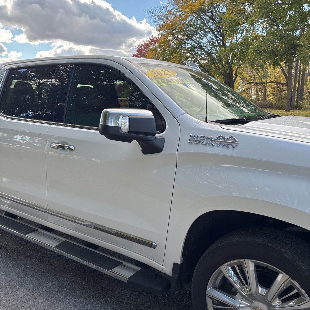 2022 Chevrolet Silverado 1500 High Country