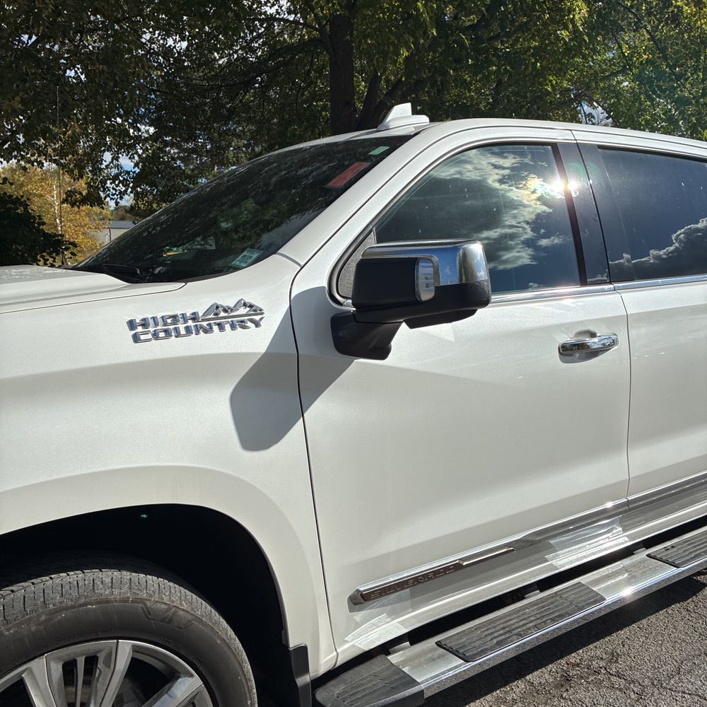 2022 Chevrolet Silverado 1500 High Country