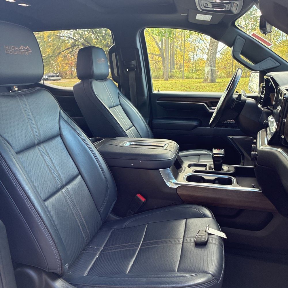 2022 Chevrolet Silverado 1500 High Country