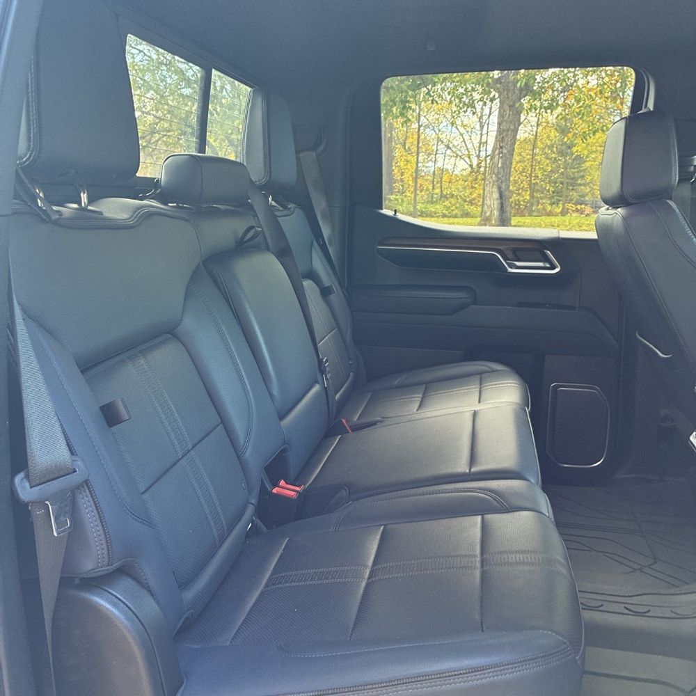 2022 Chevrolet Silverado 1500 High Country