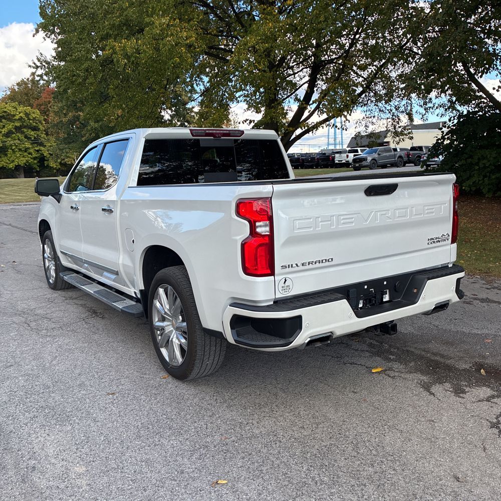 2022 Chevrolet Silverado 1500 High Country