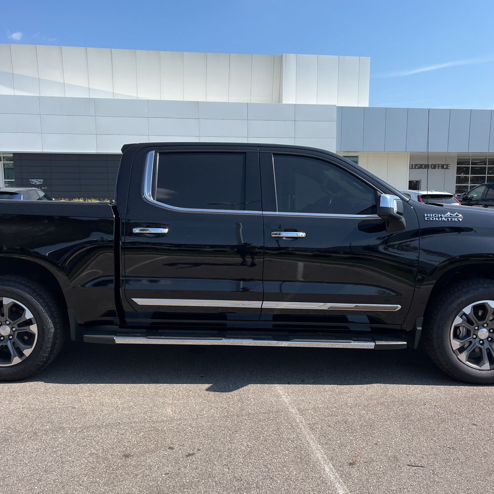 2022 Chevrolet Silverado 1500 High Country