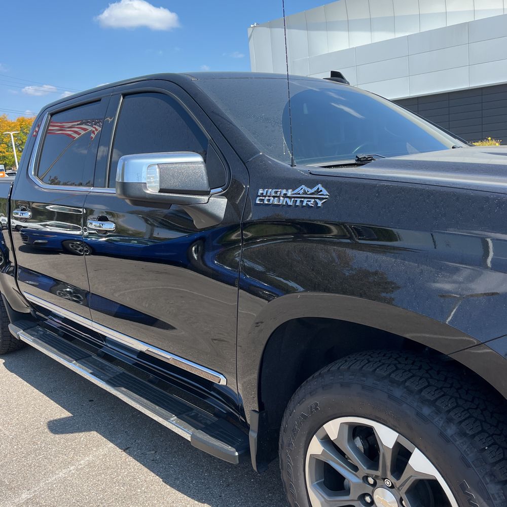 2022 Chevrolet Silverado 1500 High Country