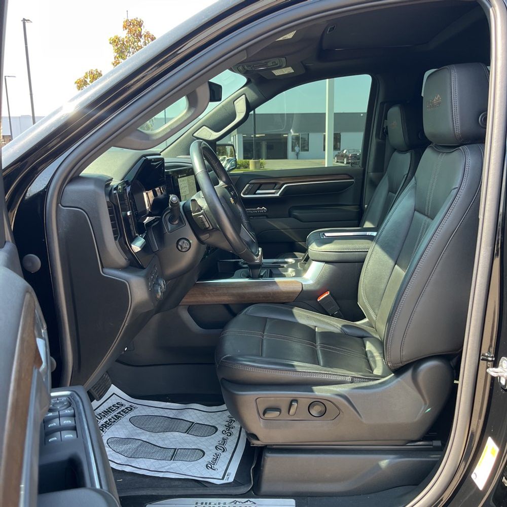 2022 Chevrolet Silverado 1500 High Country