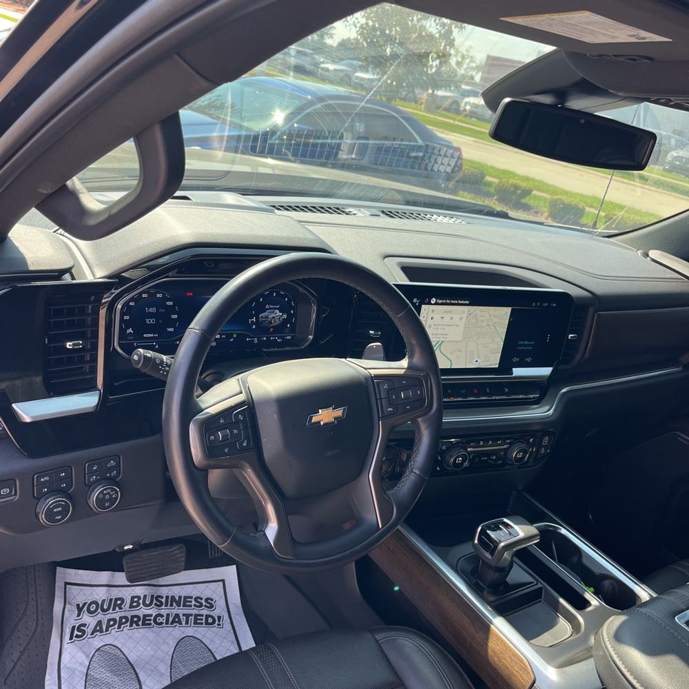 2022 Chevrolet Silverado 1500 High Country