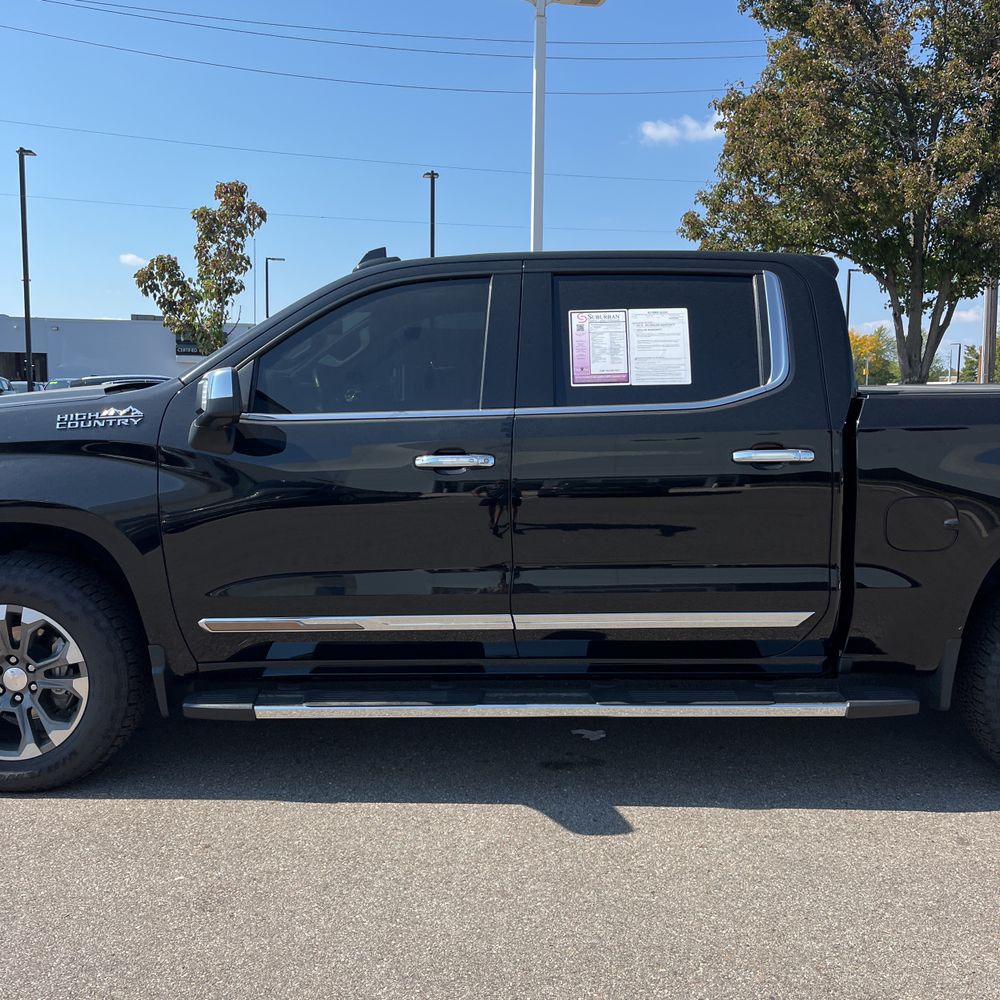 2022 Chevrolet Silverado 1500 High Country
