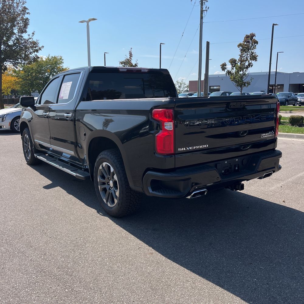 2022 Chevrolet Silverado 1500 High Country