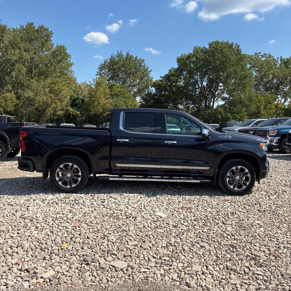 2023 Chevrolet Silverado 1500 High Country