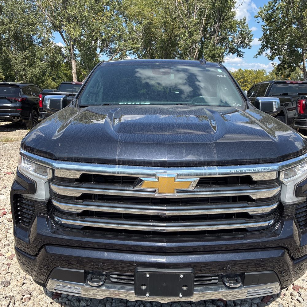 2023 Chevrolet Silverado 1500 High Country