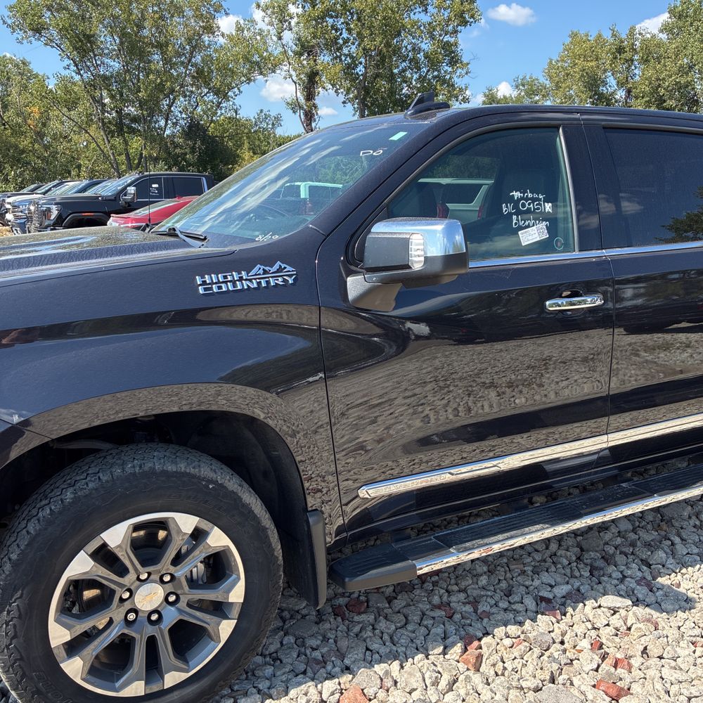 2023 Chevrolet Silverado 1500 High Country
