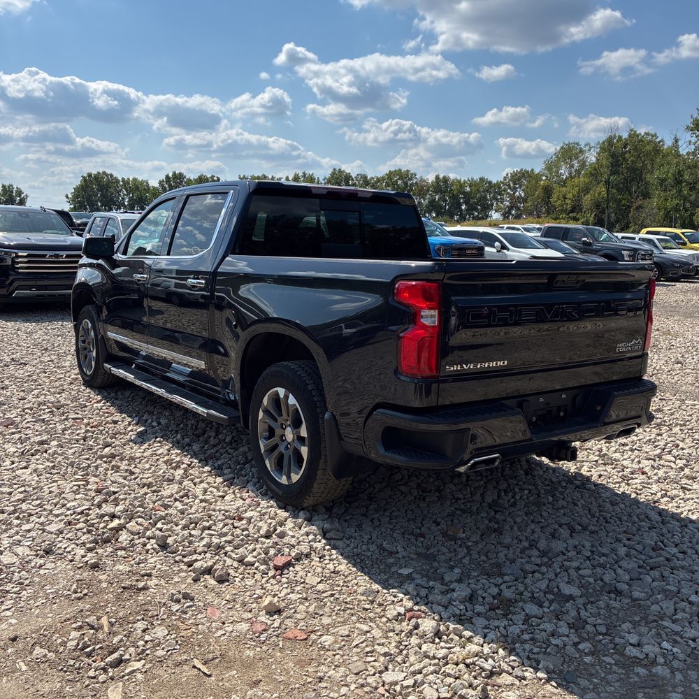 2023 Chevrolet Silverado 1500 High Country