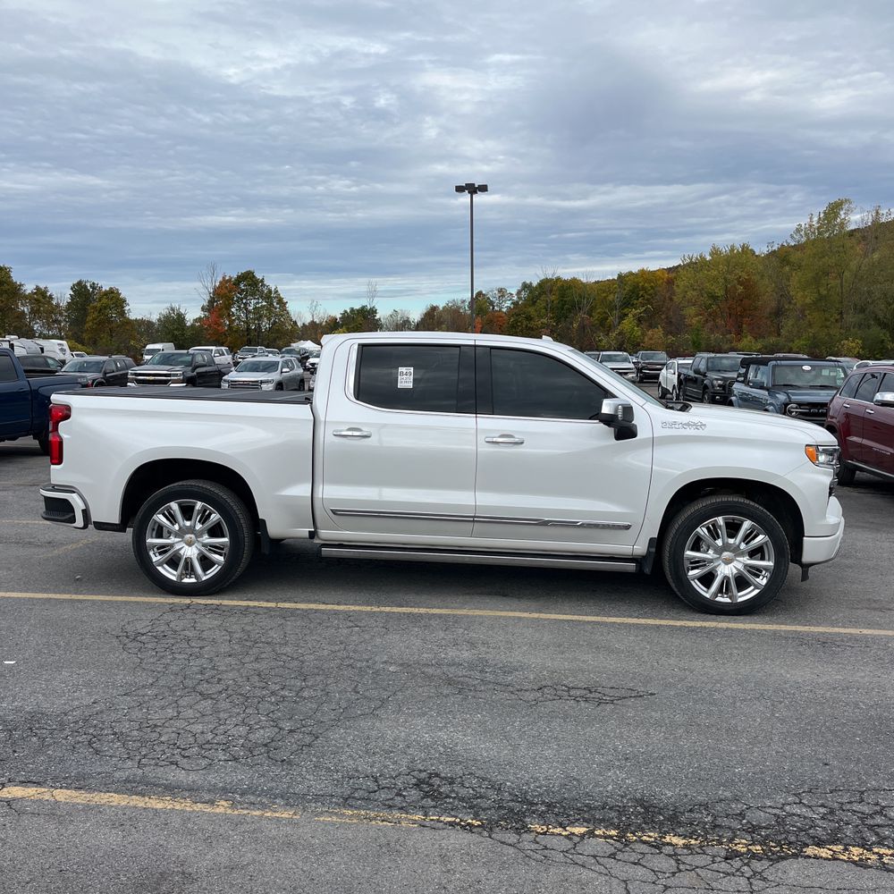 2023 Chevrolet Silverado 1500 High Country