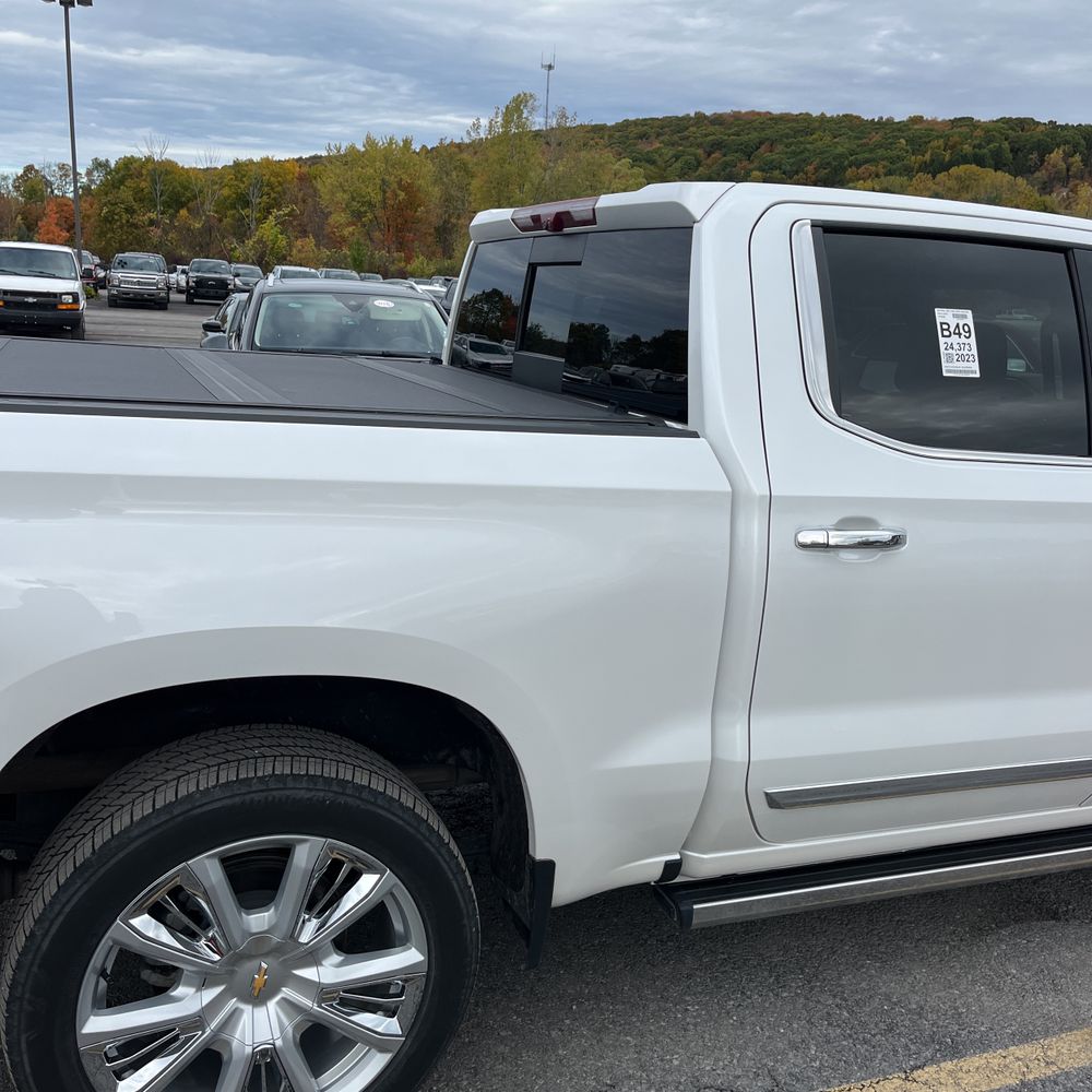 2023 Chevrolet Silverado 1500 High Country