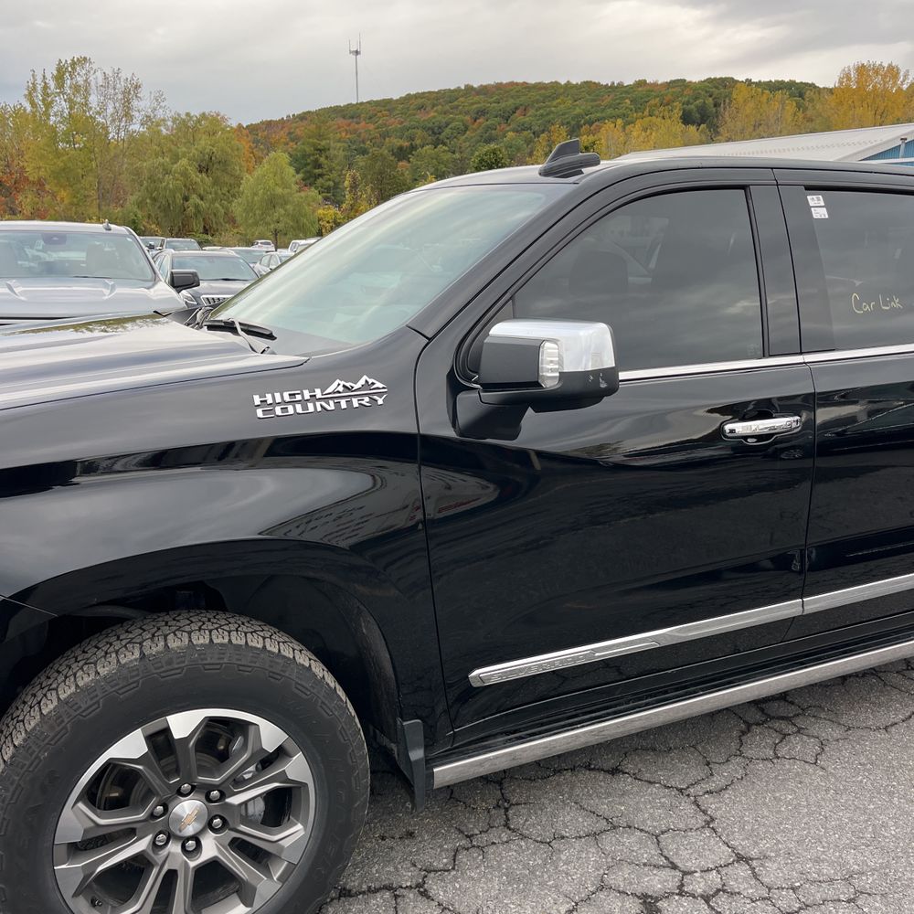 2023 Chevrolet Silverado 1500 High Country