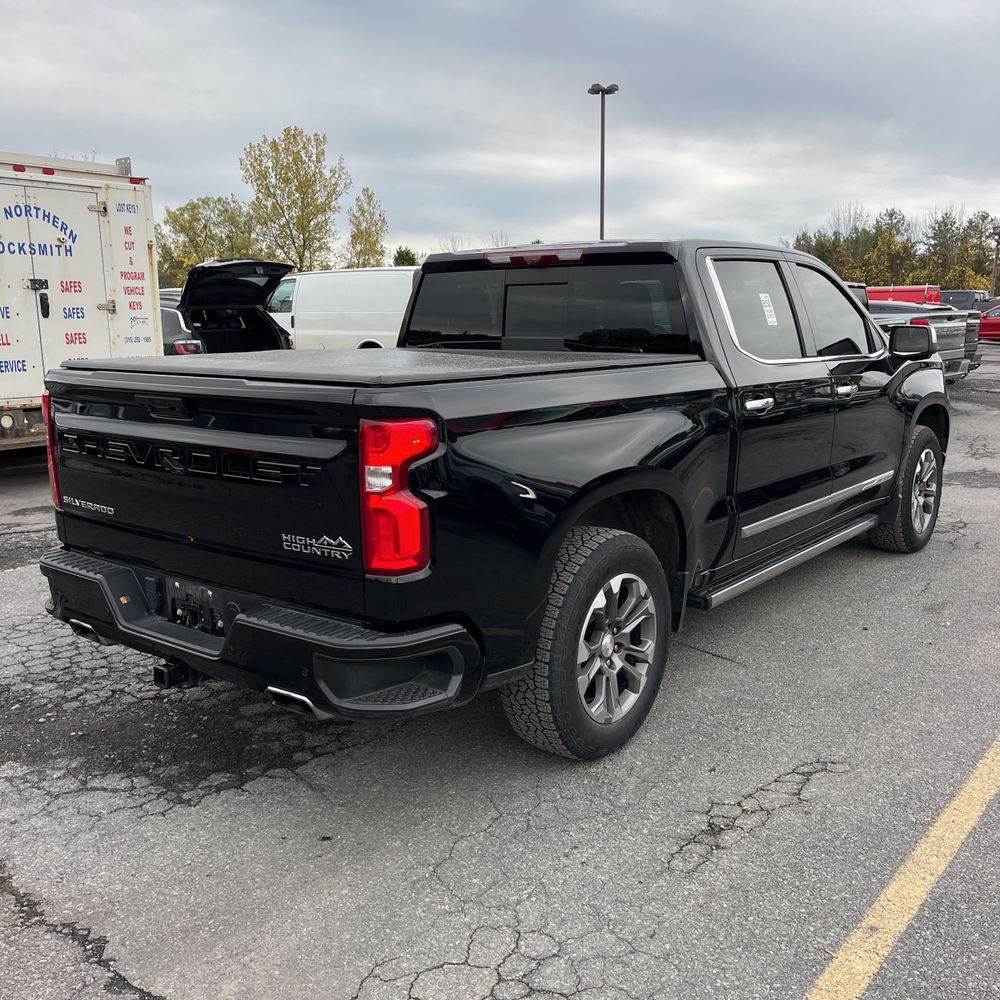2023 Chevrolet Silverado 1500 High Country
