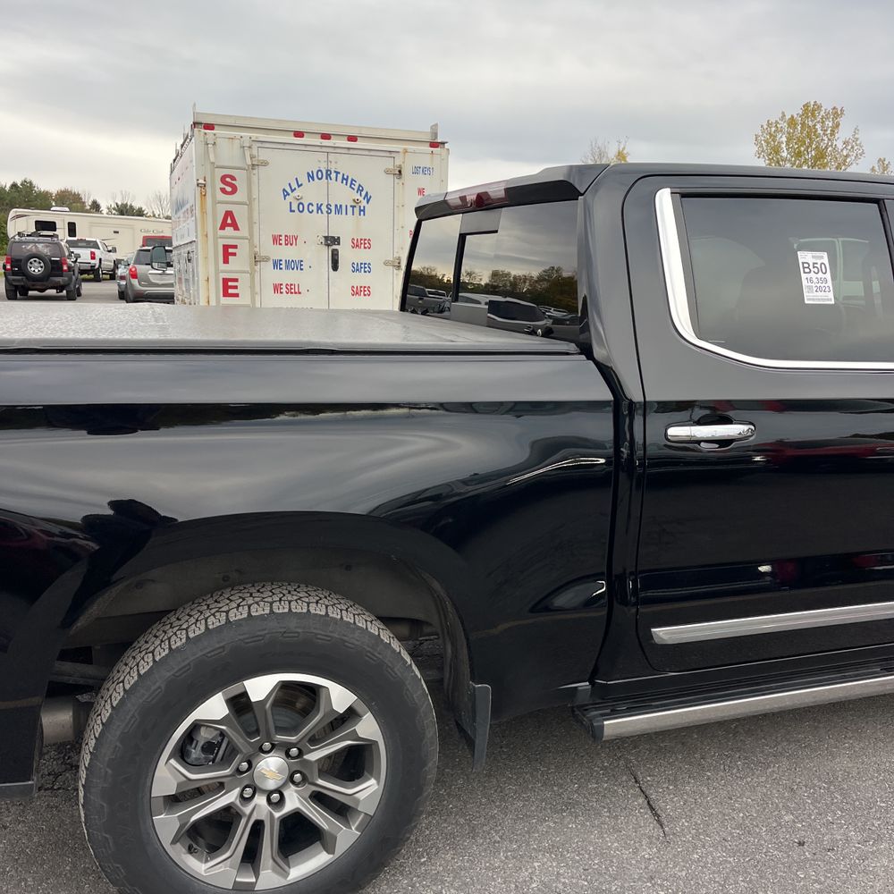2023 Chevrolet Silverado 1500 High Country