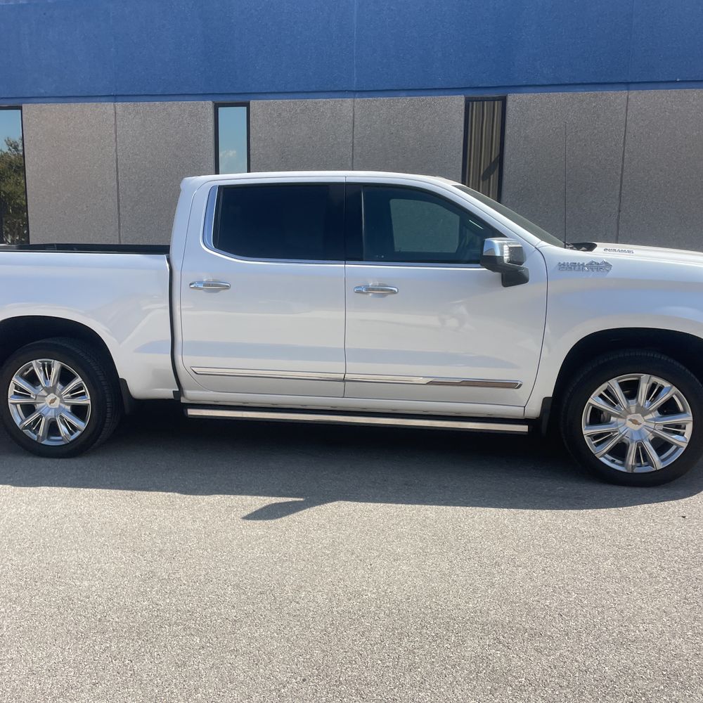 2022 Chevrolet Silverado 1500 High Country
