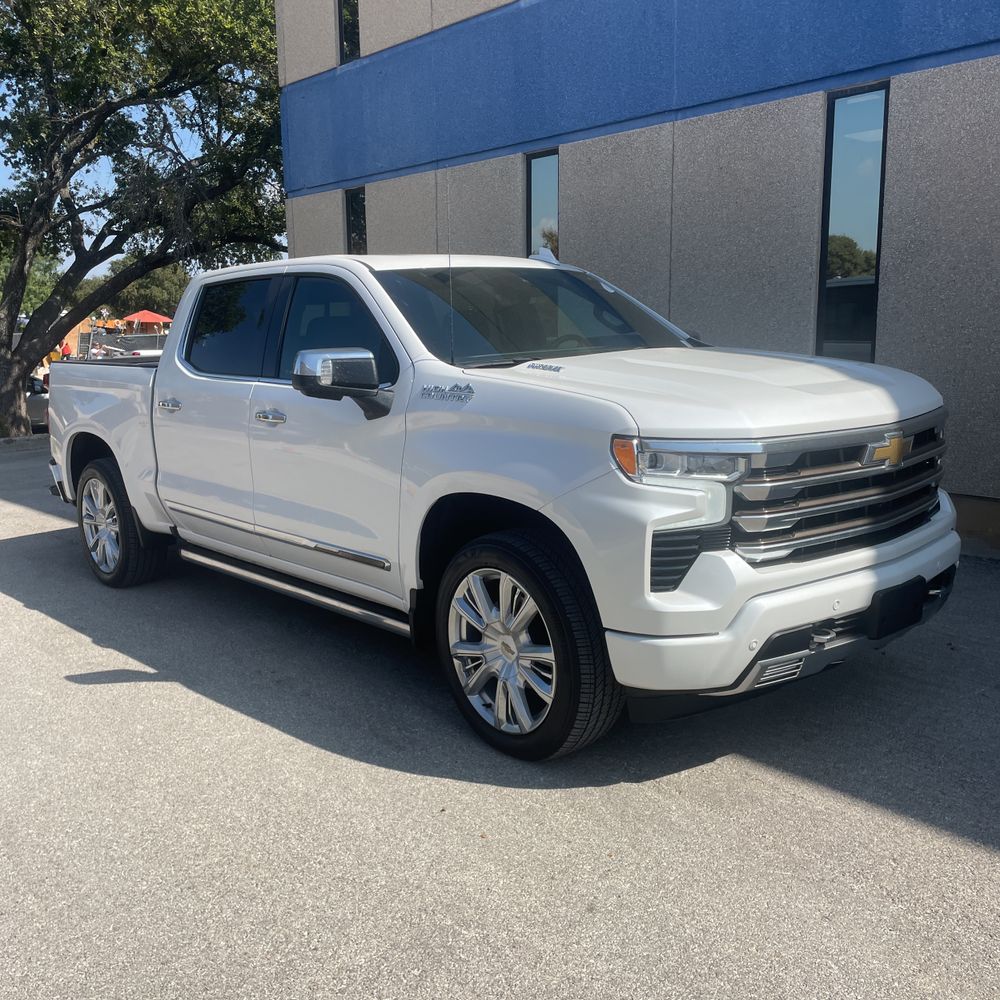 2022 Chevrolet Silverado 1500 High Country