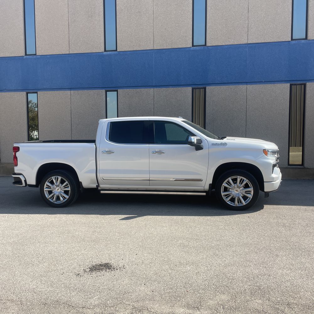 2022 Chevrolet Silverado 1500 High Country