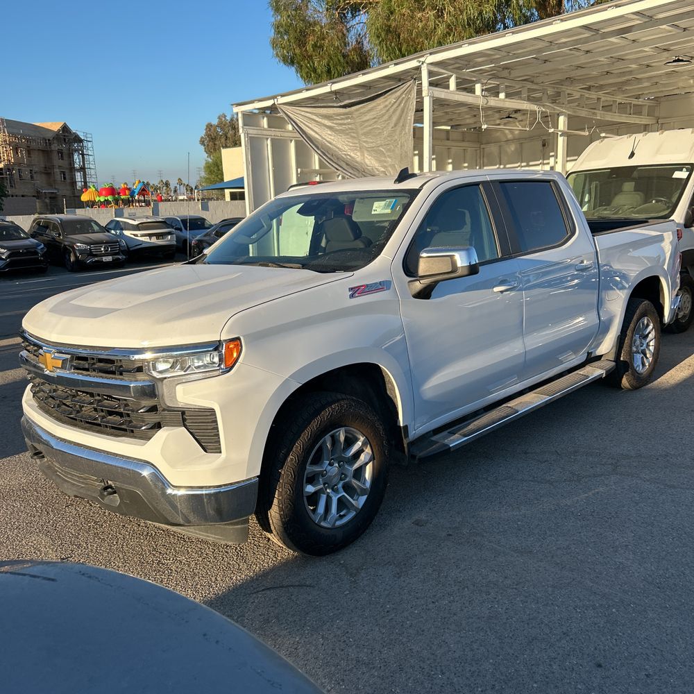 2025 Chevrolet Silverado 1500 LT