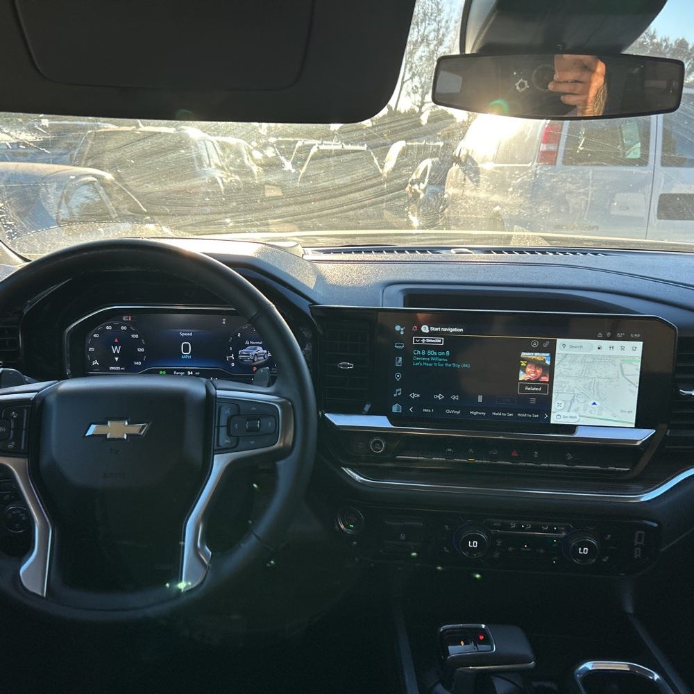 2025 Chevrolet Silverado 1500 LT