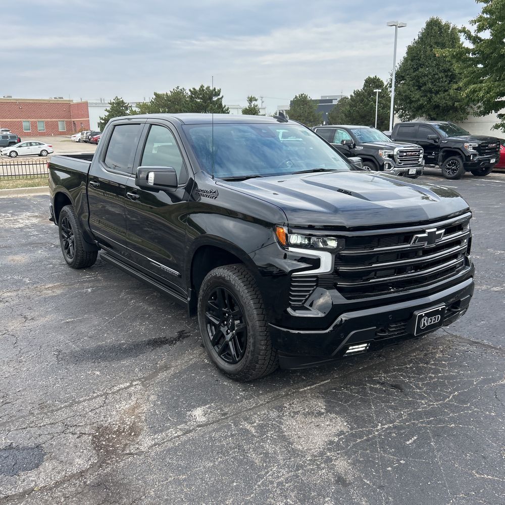 2025 Chevrolet Silverado 1500 High Country