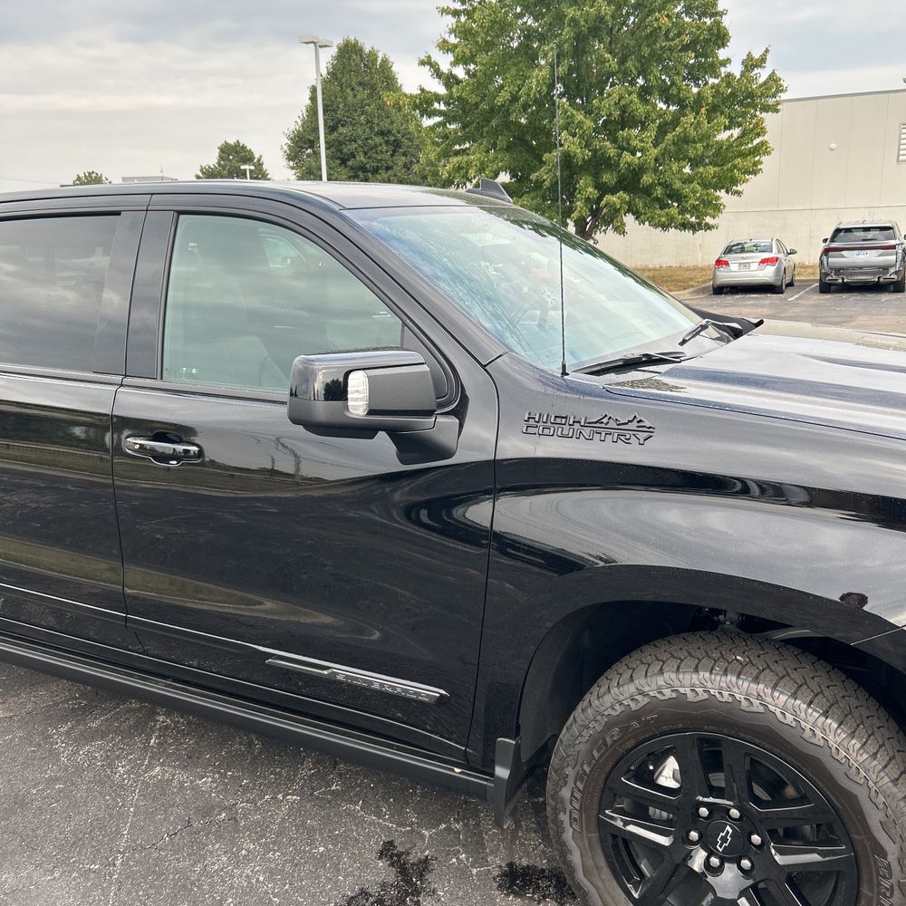 2025 Chevrolet Silverado 1500 High Country