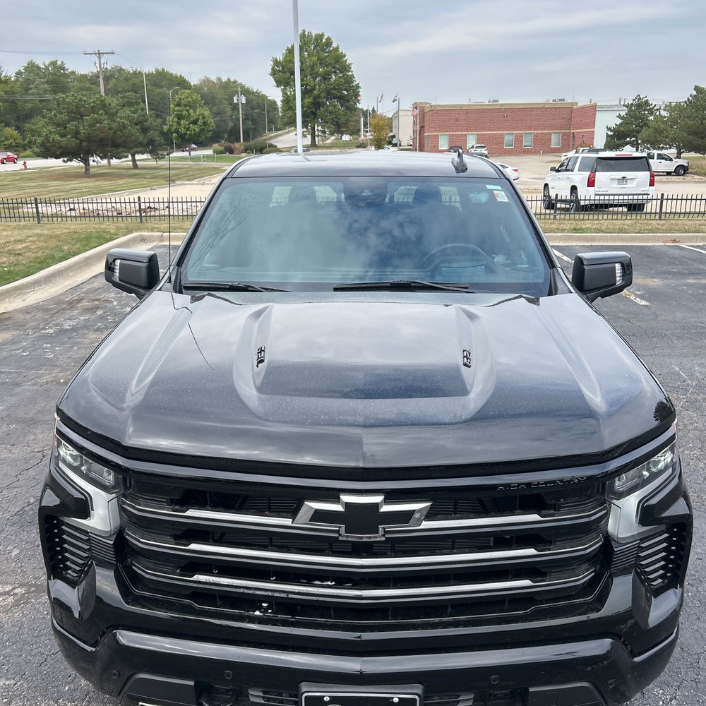2025 Chevrolet Silverado 1500 High Country