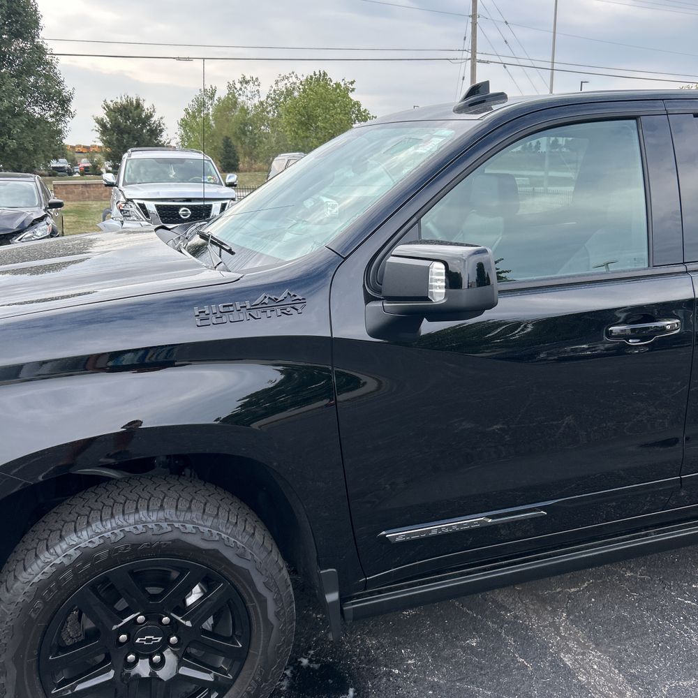 2025 Chevrolet Silverado 1500 High Country