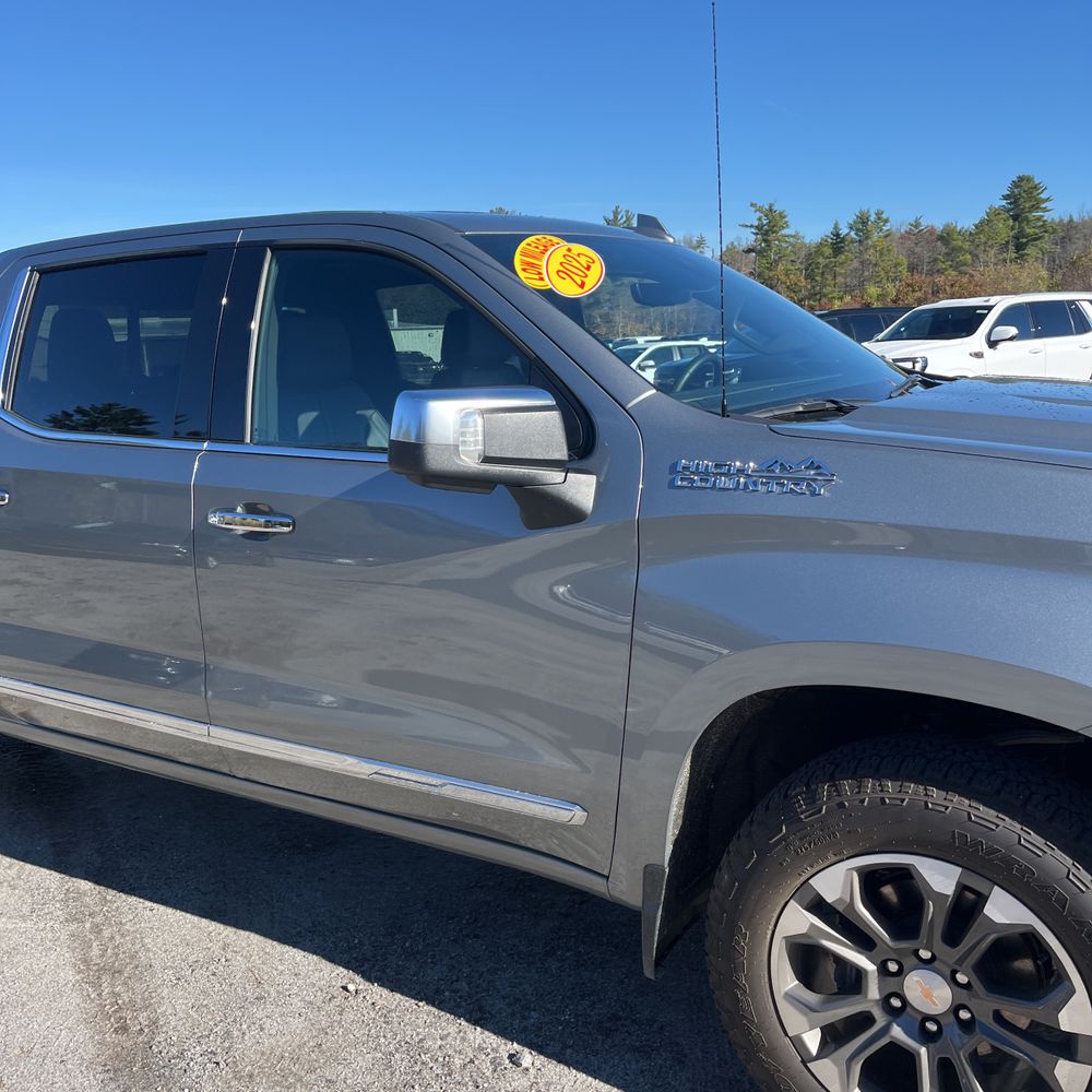 2025 Chevrolet Silverado 1500 High Country