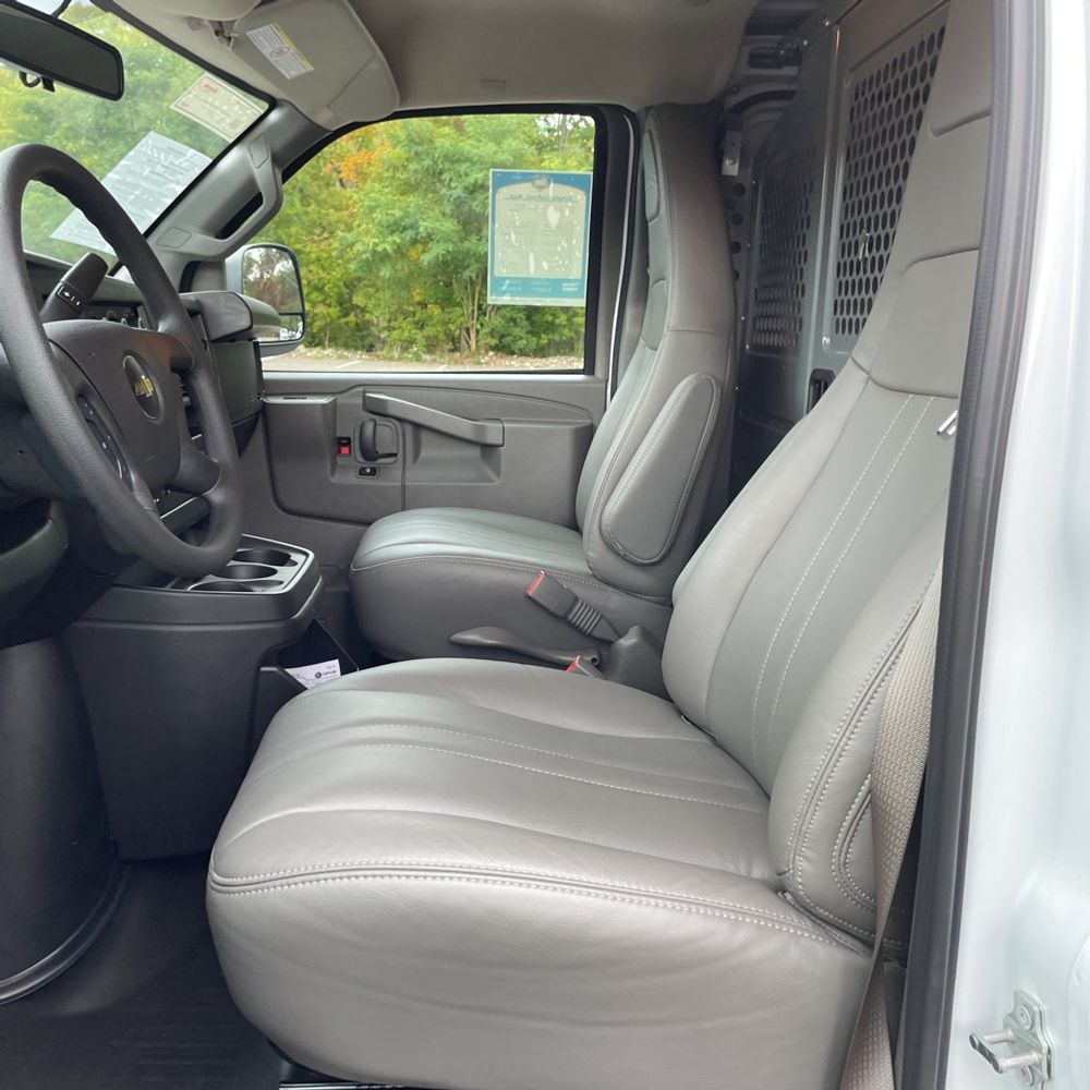 2024 Chevrolet Express 2500