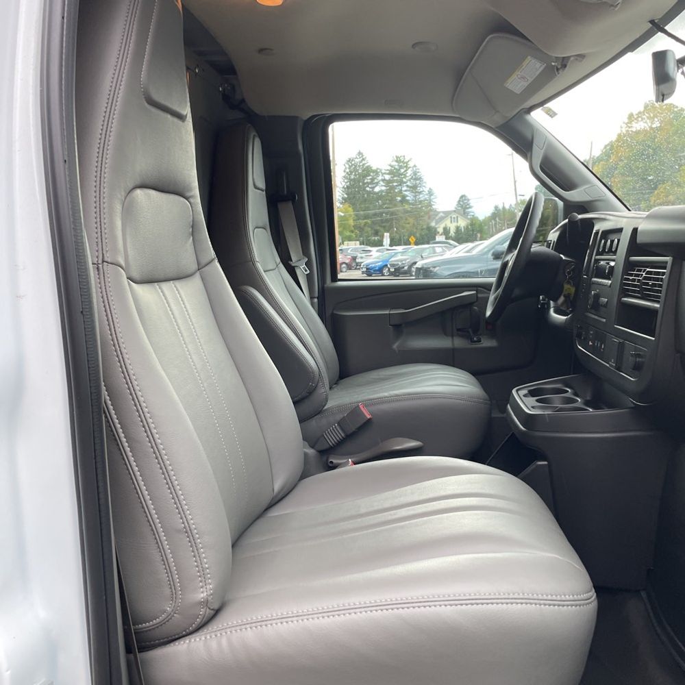 2024 Chevrolet Express 2500