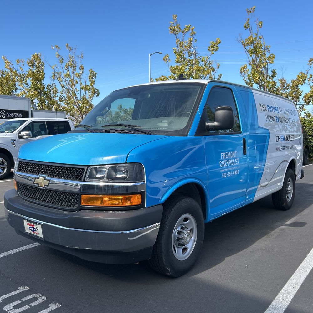 2022 Chevrolet Express 2500