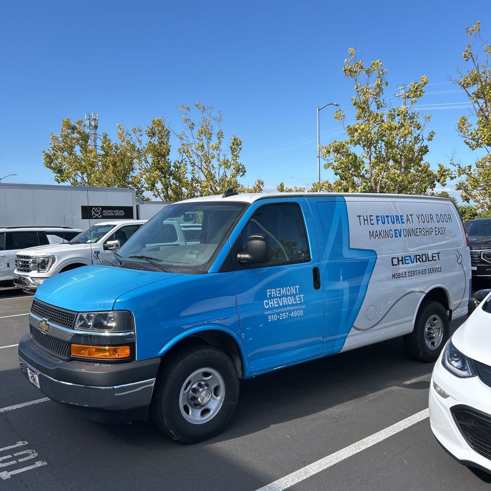 2022 Chevrolet Express 2500
