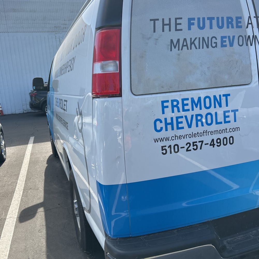 2022 Chevrolet Express 2500