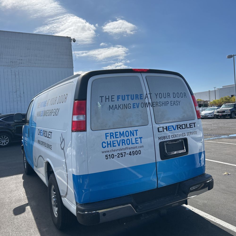 2022 Chevrolet Express 2500