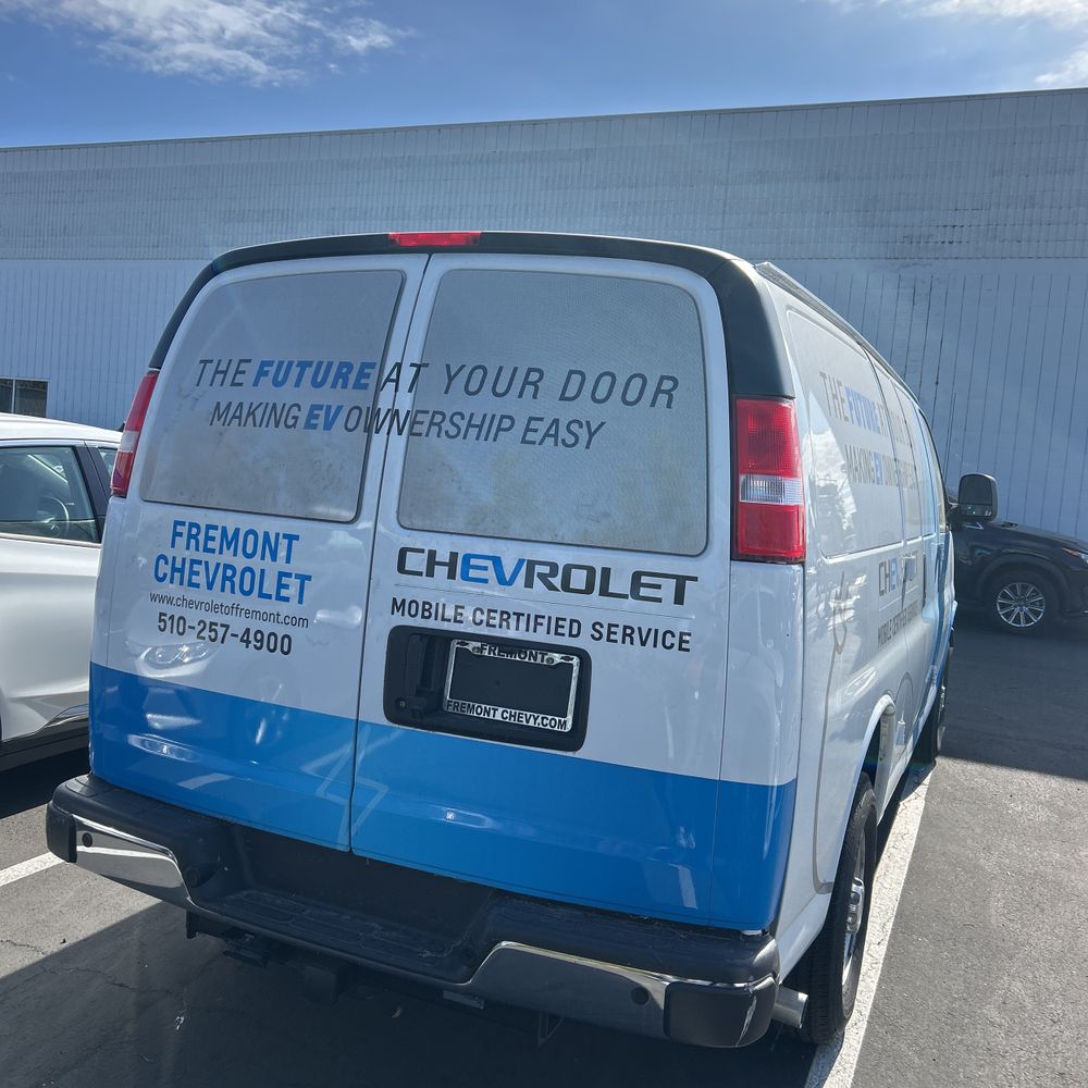 2022 Chevrolet Express 2500