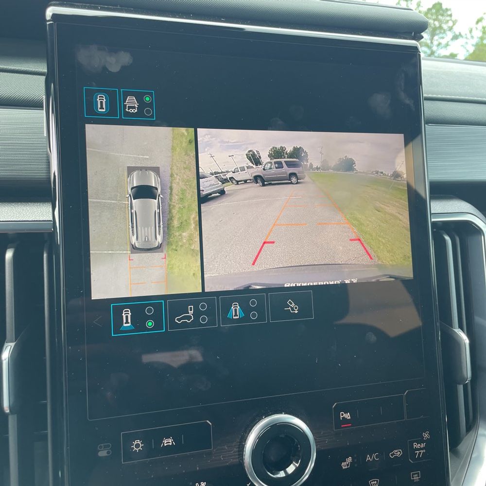 2024 GMC Acadia AT4