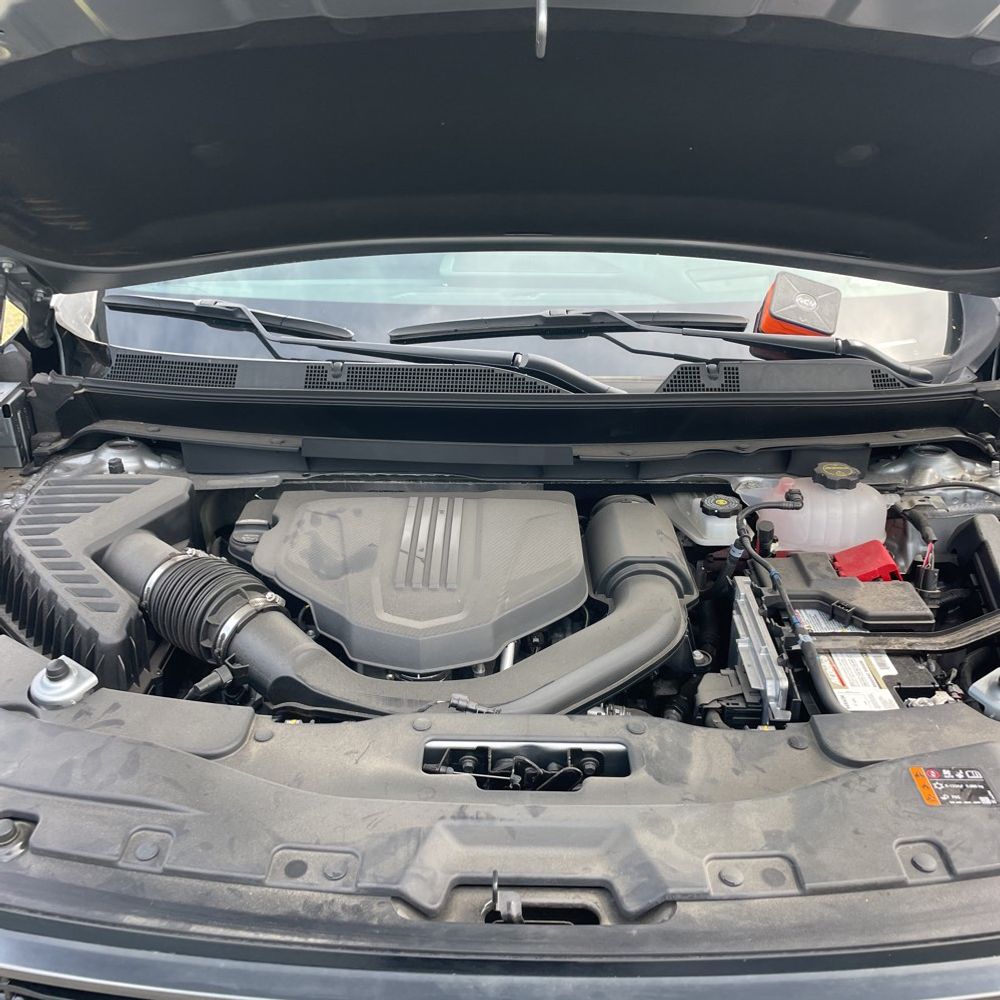 2024 GMC Acadia AT4