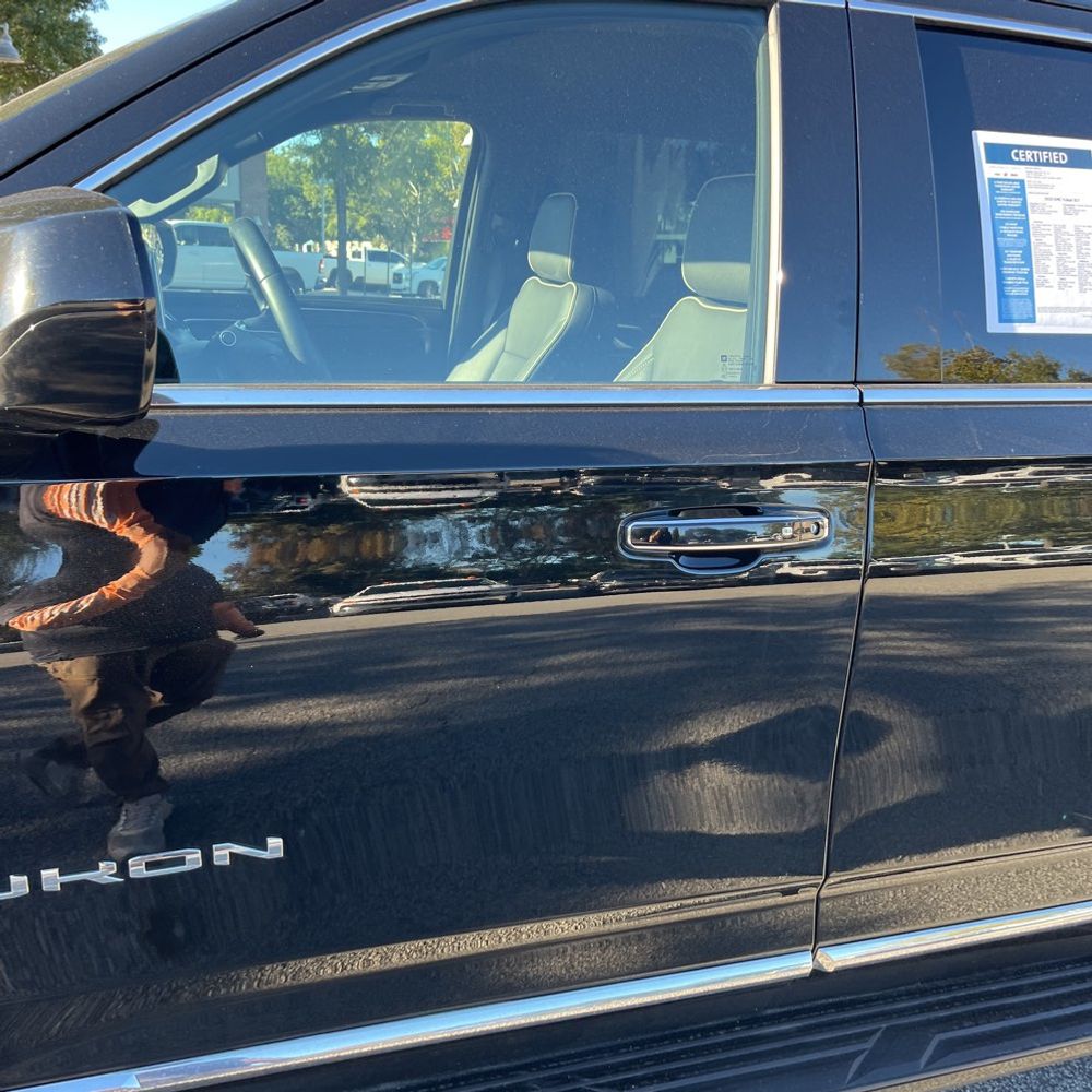 2023 GMC Yukon SLT