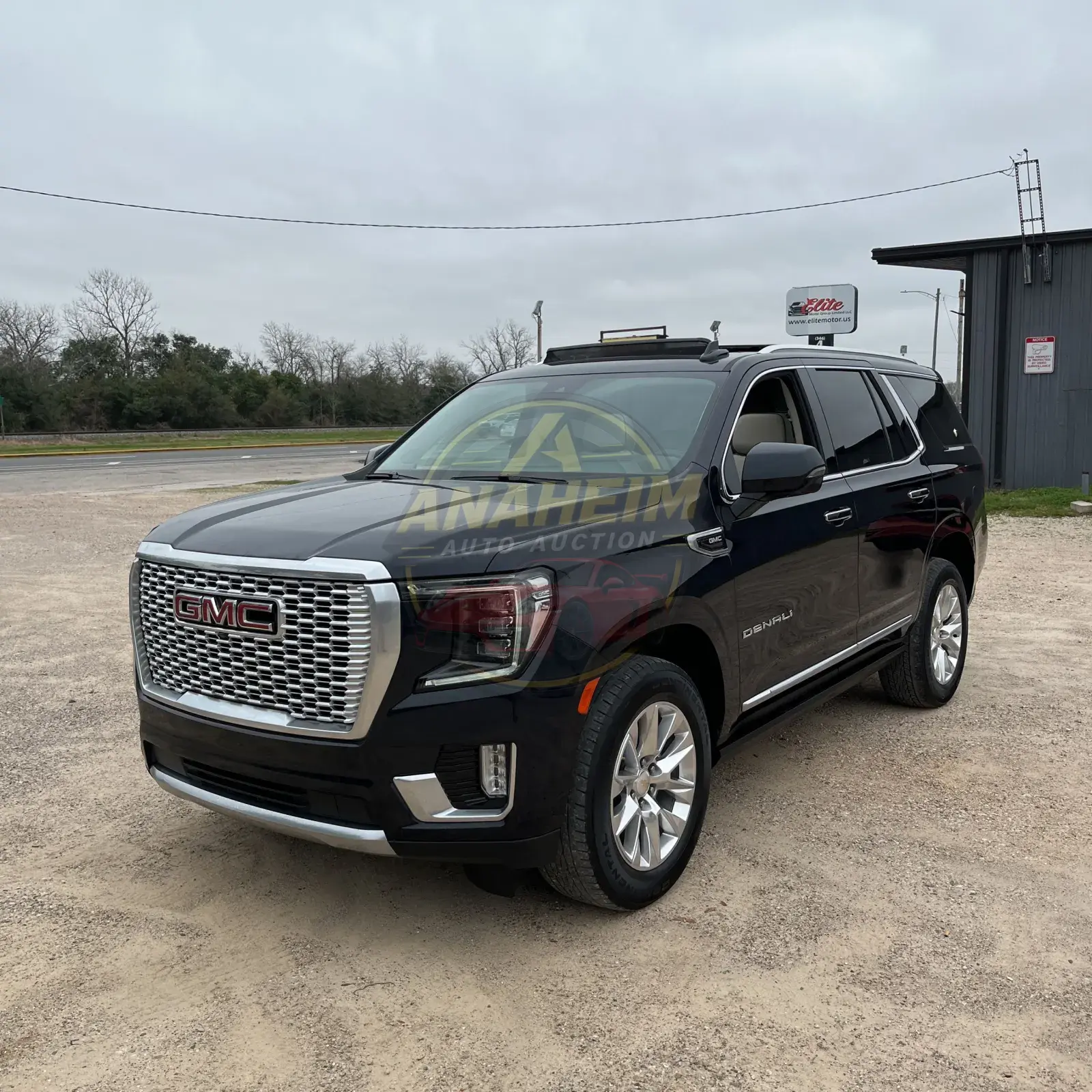 2023 GMC Yukon Denali