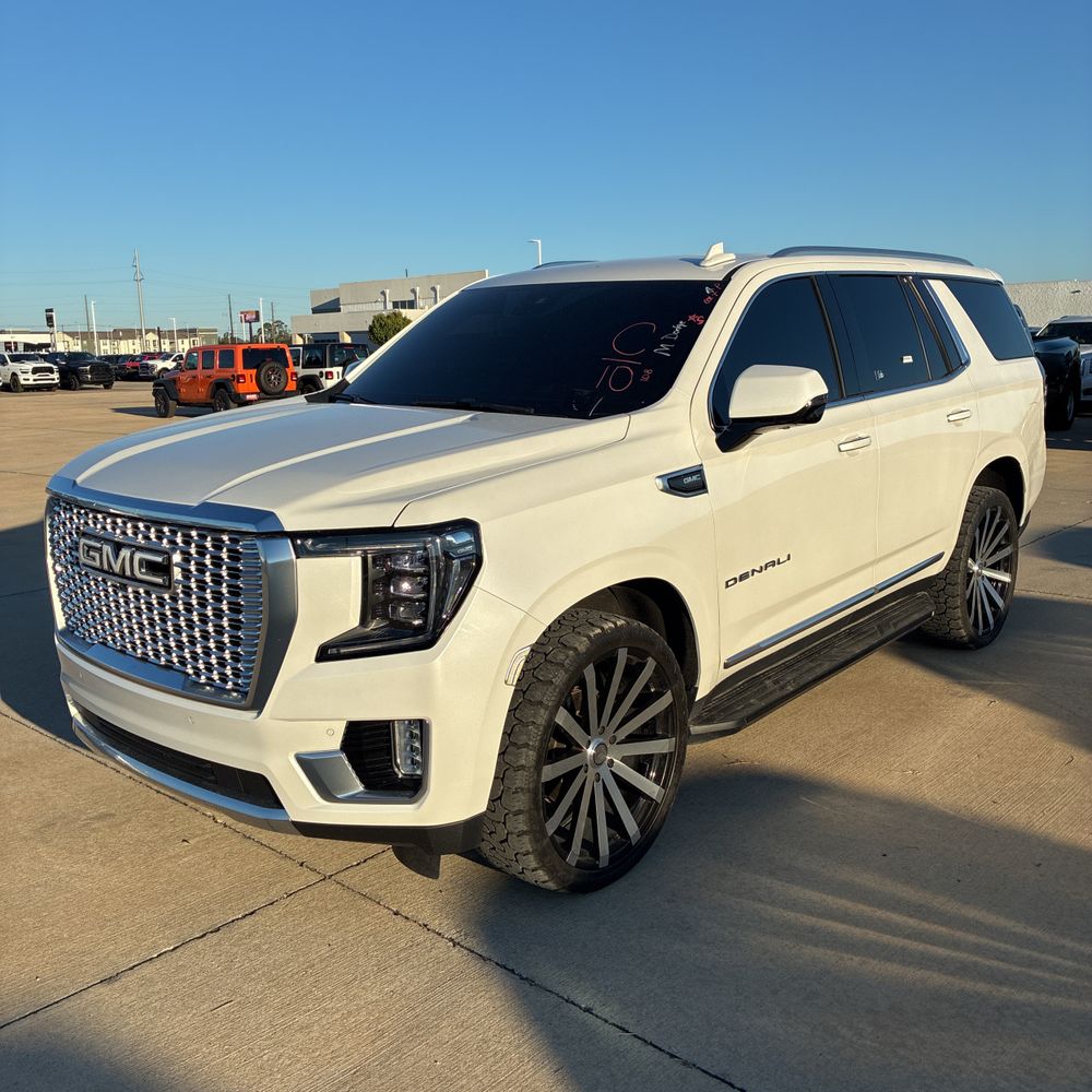 2023 GMC Yukon Denali