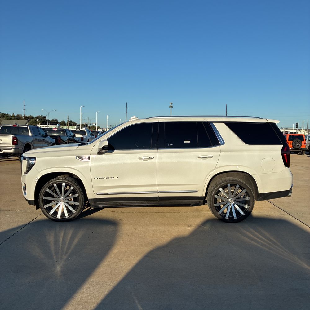 2023 GMC Yukon Denali