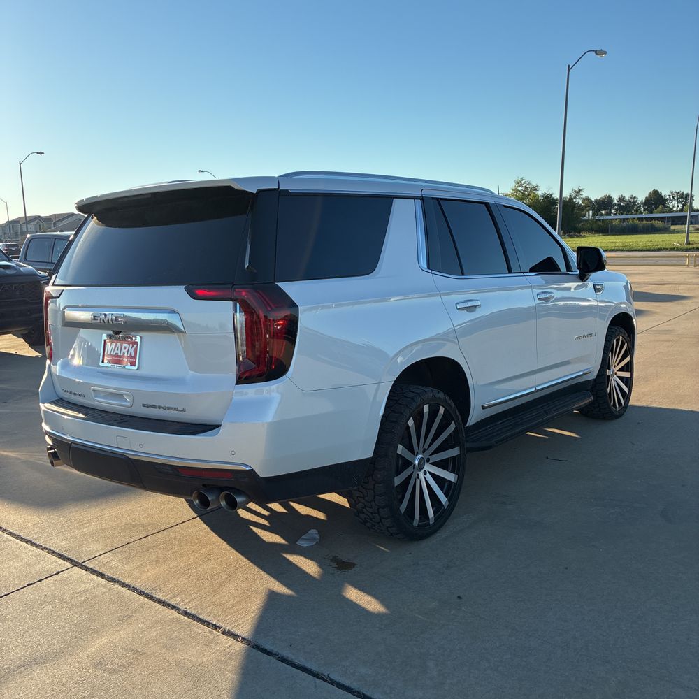 2023 GMC Yukon Denali