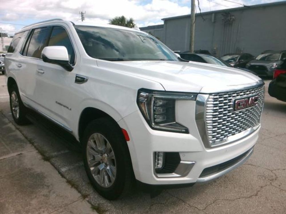 2023 GMC Yukon Denali
