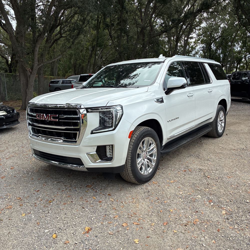 2021 GMC Yukon XL SLT