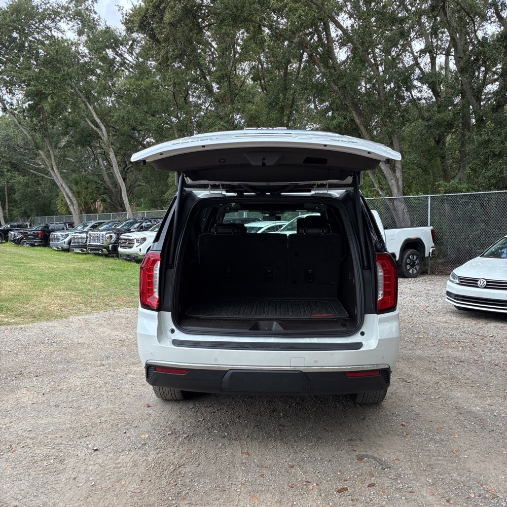 2021 GMC Yukon XL SLT